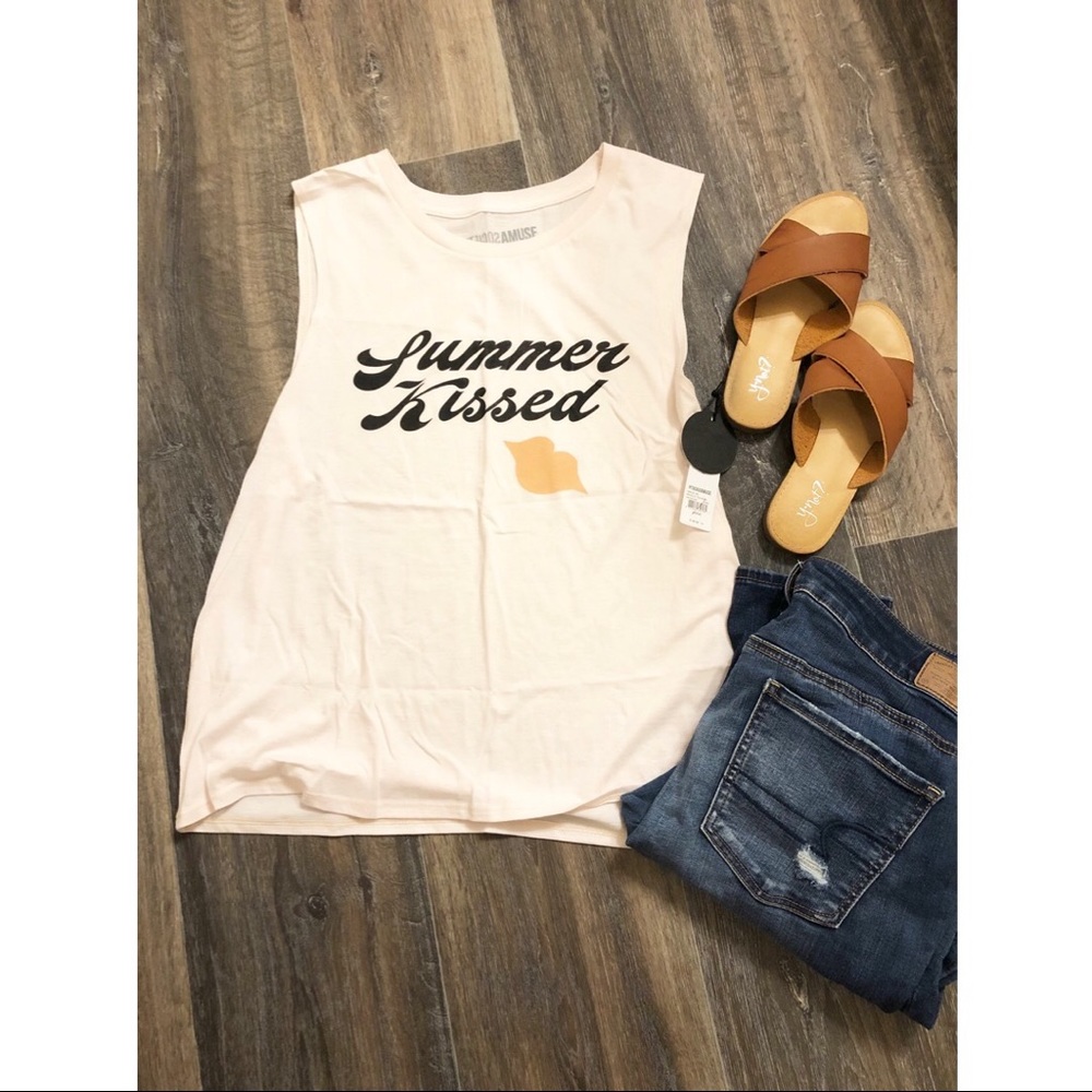 Amuse Society light pink graphic muscle tee size L